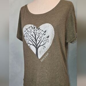 Sevenly "Tree Love" Olive Green Heart Tree Leaves Graphic Short Sleeve Tshirt S